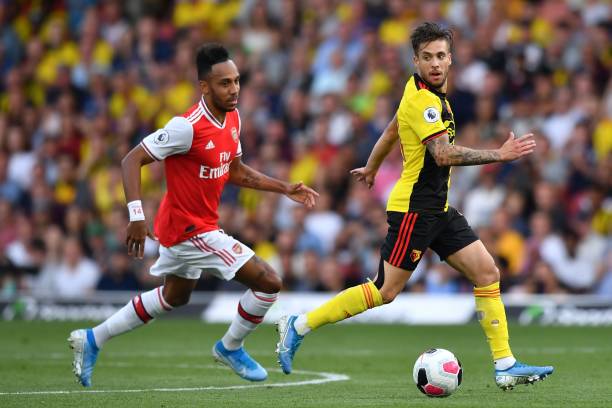 球市场中 球市场中