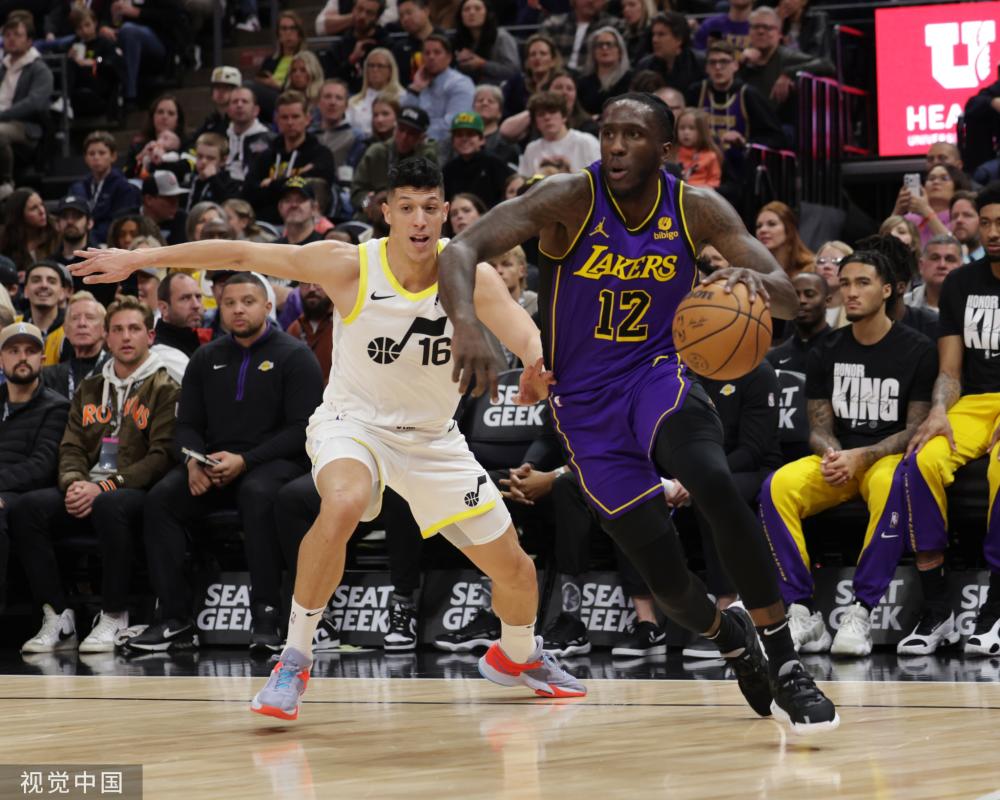 道路上的一 道路上的一