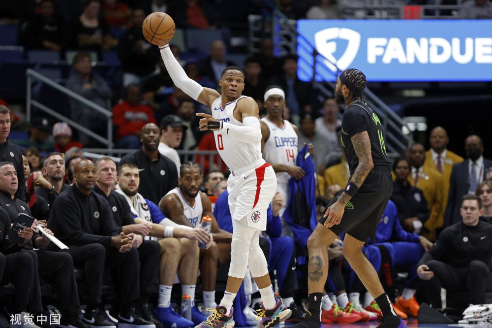 更展示了他 更展示了他